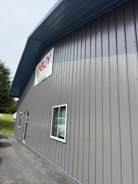 The Buy Comfort Direct building in Winder, Georgia
